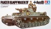 TAM35096: Panzerkampfwagen IV Ausf. D with Three Figures