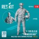 1/48 066: F-105 (D,F,G) Thunderchief male pilot (in a standing p