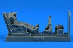 1/32 139: USAF Fighter Pilot with ej. seat for F-86 Sabre